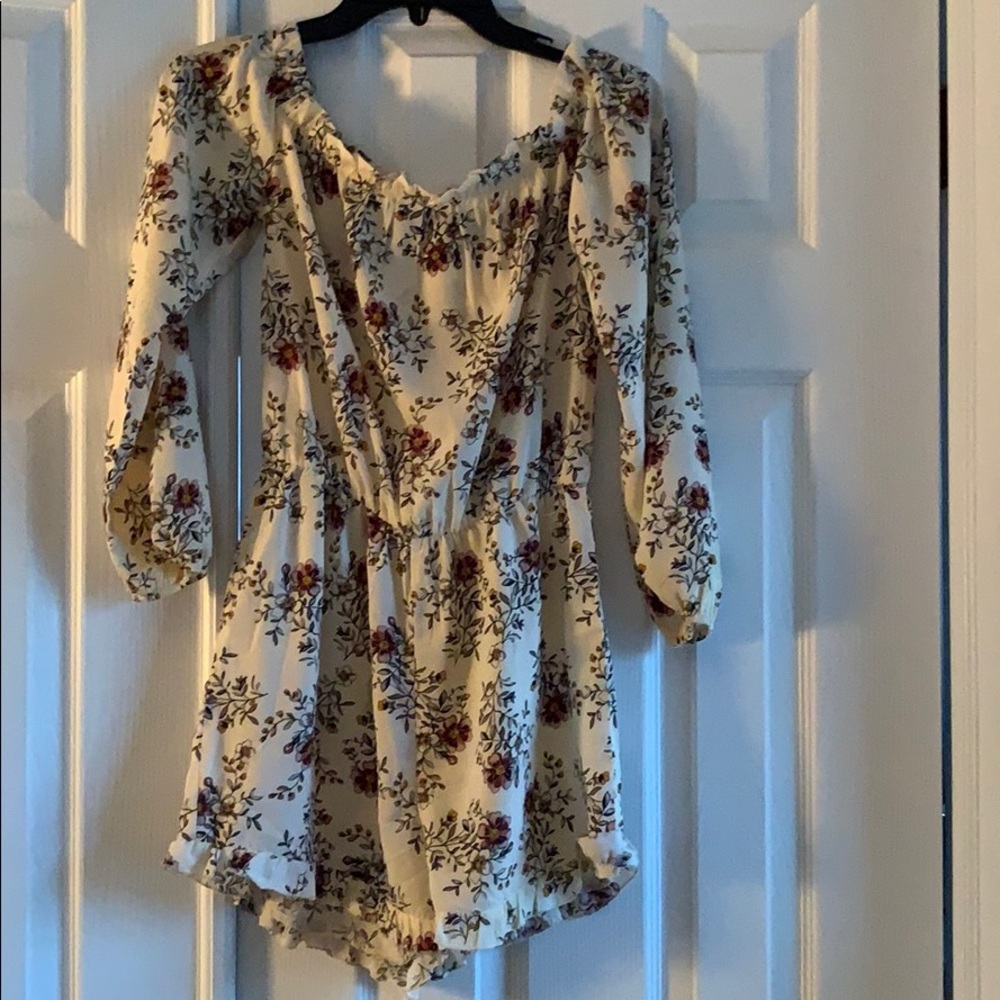 Off shoulder romper